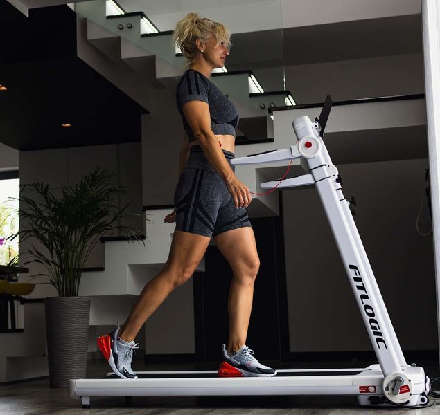 Бігова доріжка FitLogic T116W+ T116W+ фото